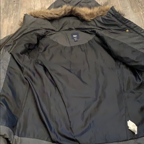 Gap Coat EUC - Picture 3 of 4